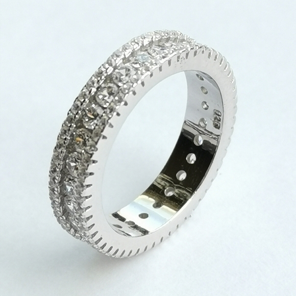 CZ eternity band ring size 8 in Sterling Silver 🆕 - Picture 4 of 6